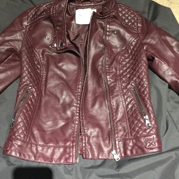 Leather jacket - Picture 3 of 4